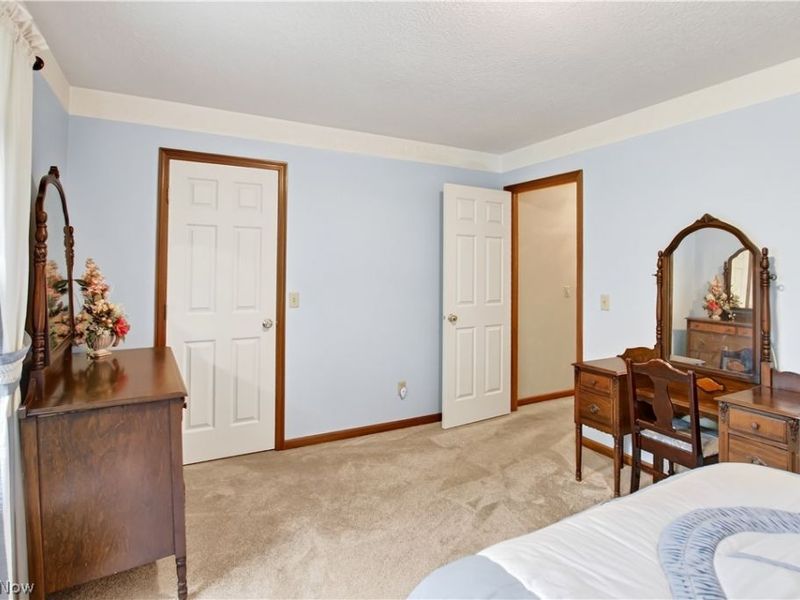 213 Crestland Avenue NW, North Canton, OH 44720 Photo 25