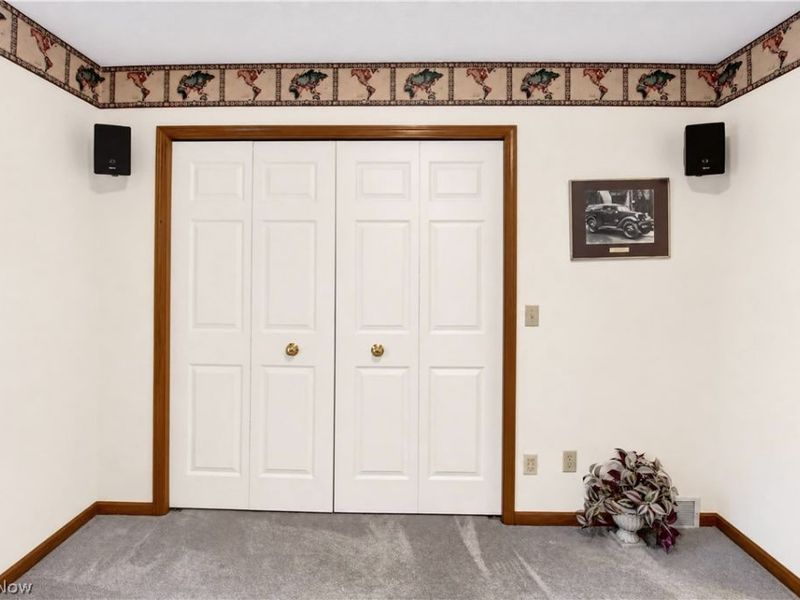 213 Crestland Avenue NW, North Canton, OH 44720 Photo 27