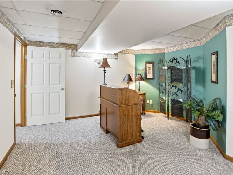 213 Crestland Avenue NW, North Canton, OH 44720 Photo 31