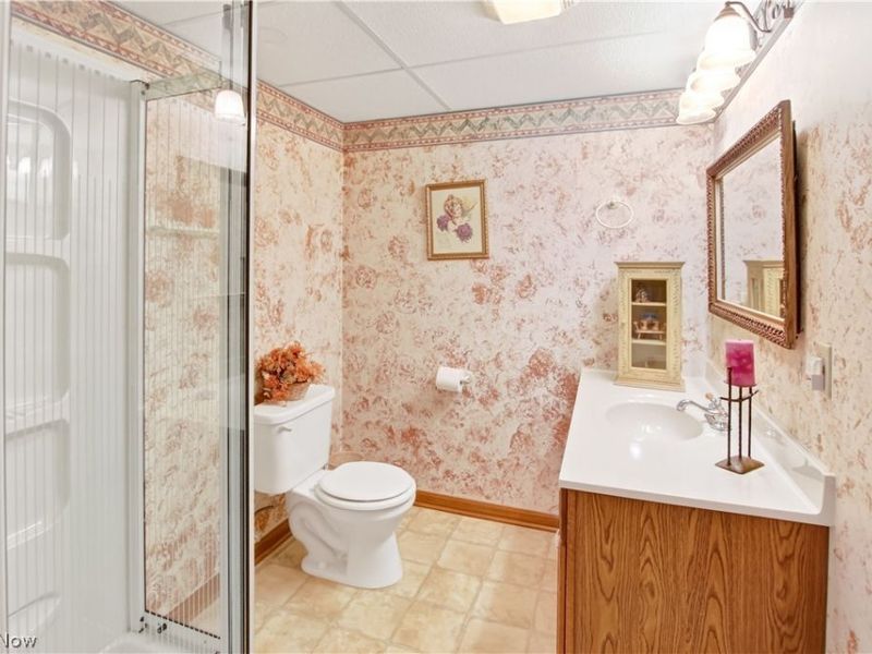 213 Crestland Avenue NW, North Canton, OH 44720 Photo 33