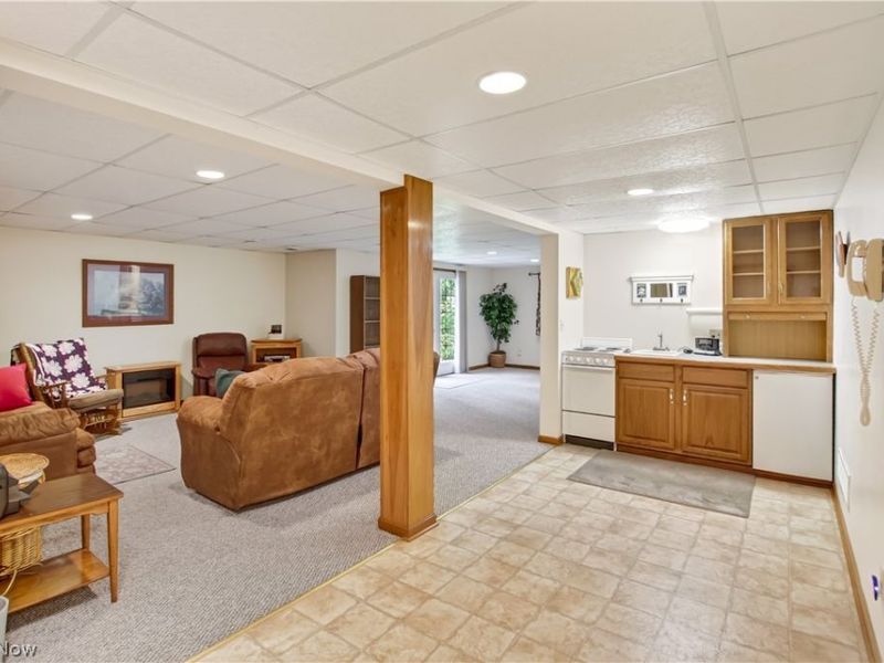 213 Crestland Avenue NW, North Canton, OH 44720 Photo 35