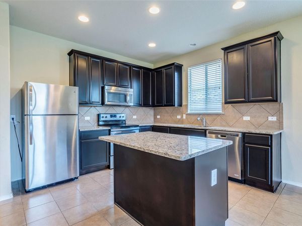 141 Marcheeta WAY , Leander, TX 78641