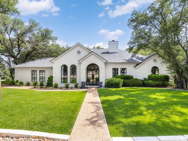 301 Copperleaf RD, Lakeway, TX 78734