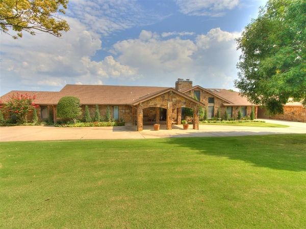 12504 N Frisco Road, Yukon, OK 73099