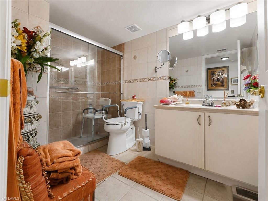 8294 Key Royal Cir , Unit 1631, Naples, FL 34119 Photo
