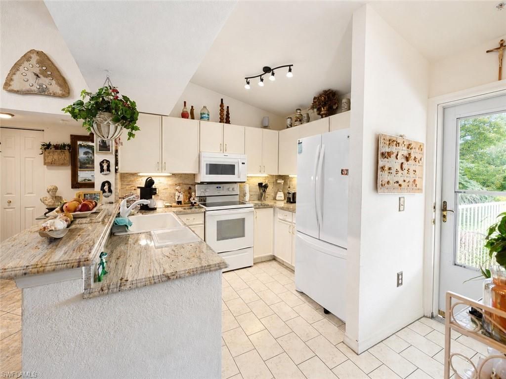 8294 Key Royal Cir , Unit 1631, Naples, FL 34119 Photo