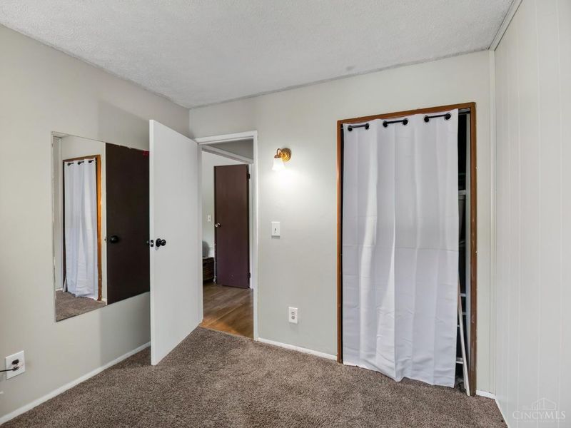 1545 E Meadowbrook Drive, Goshen Twp, OH 45140 Photo 17