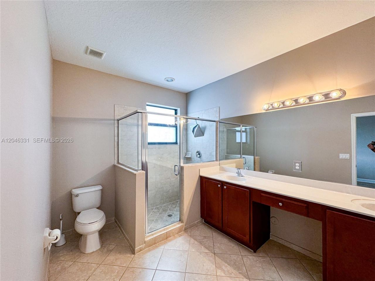 3740 NE 3rd Ct , Homestead, FL 33033 Photo