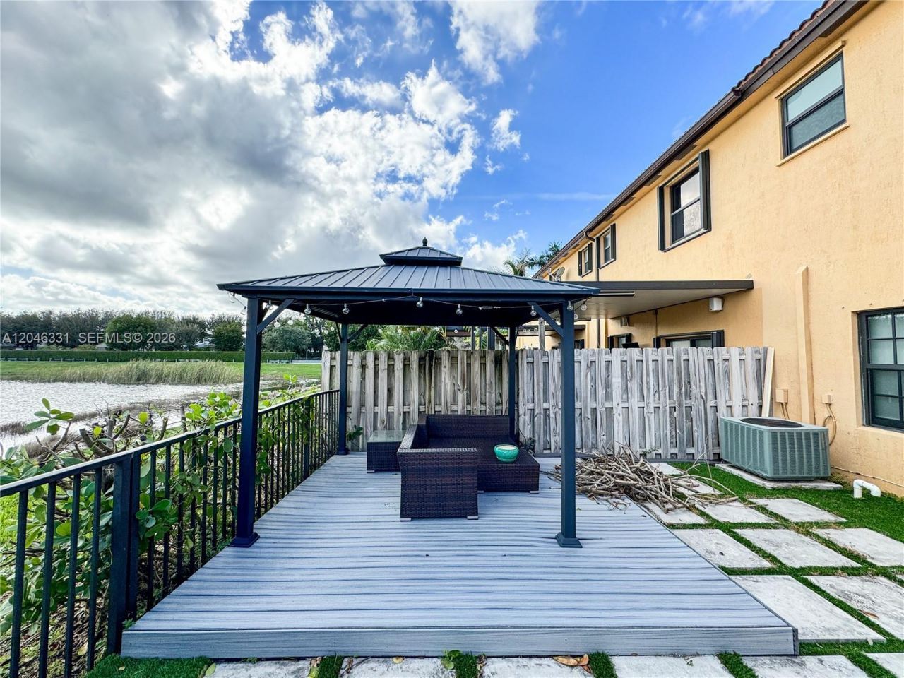 3740 NE 3rd Ct , Homestead, FL 33033 Photo