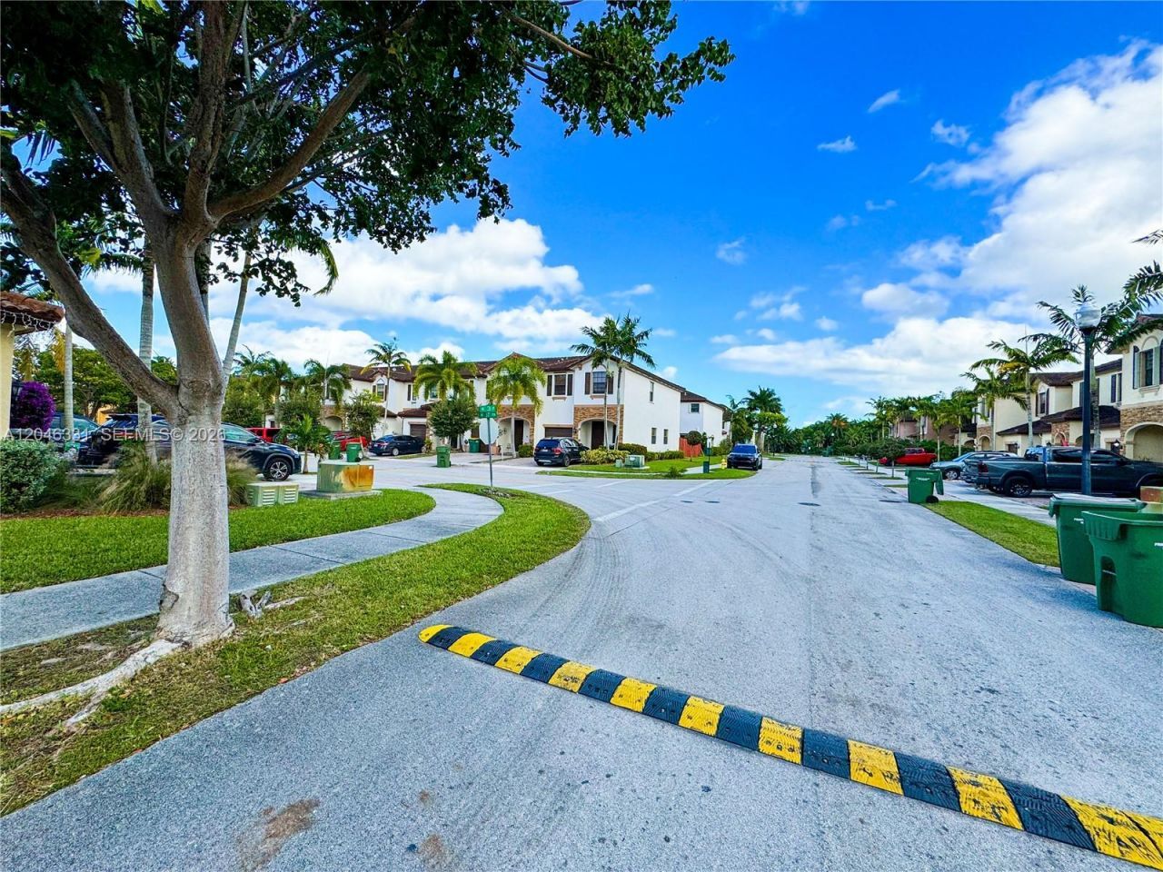3740 NE 3rd Ct , Homestead, FL 33033 Photo