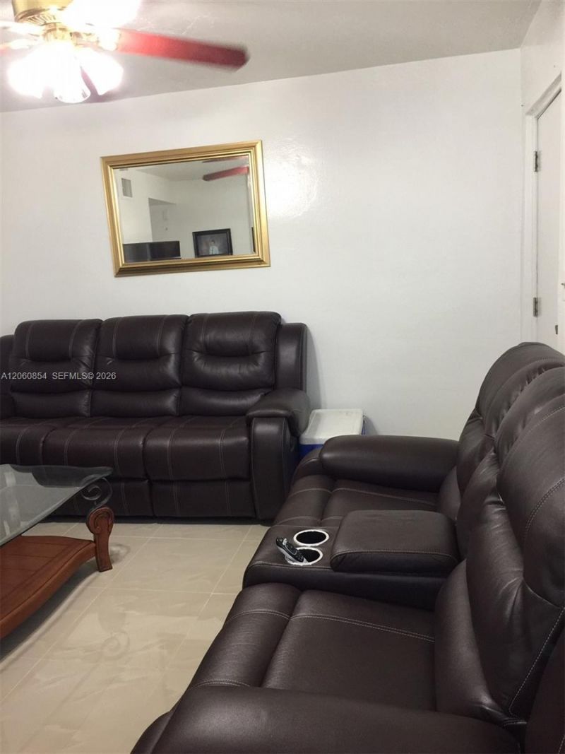 1800 NW 19th St, Unit 1, Miami, FL 33125 Photo