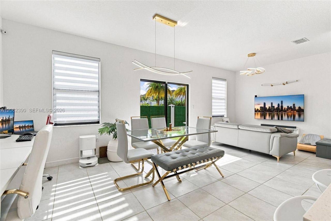 20369 NW 5th Ct, Unit 20369, Miami Gardens, FL 33169 Photo