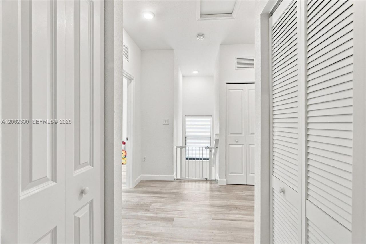 20369 NW 5th Ct, Unit 20369, Miami Gardens, FL 33169 Photo