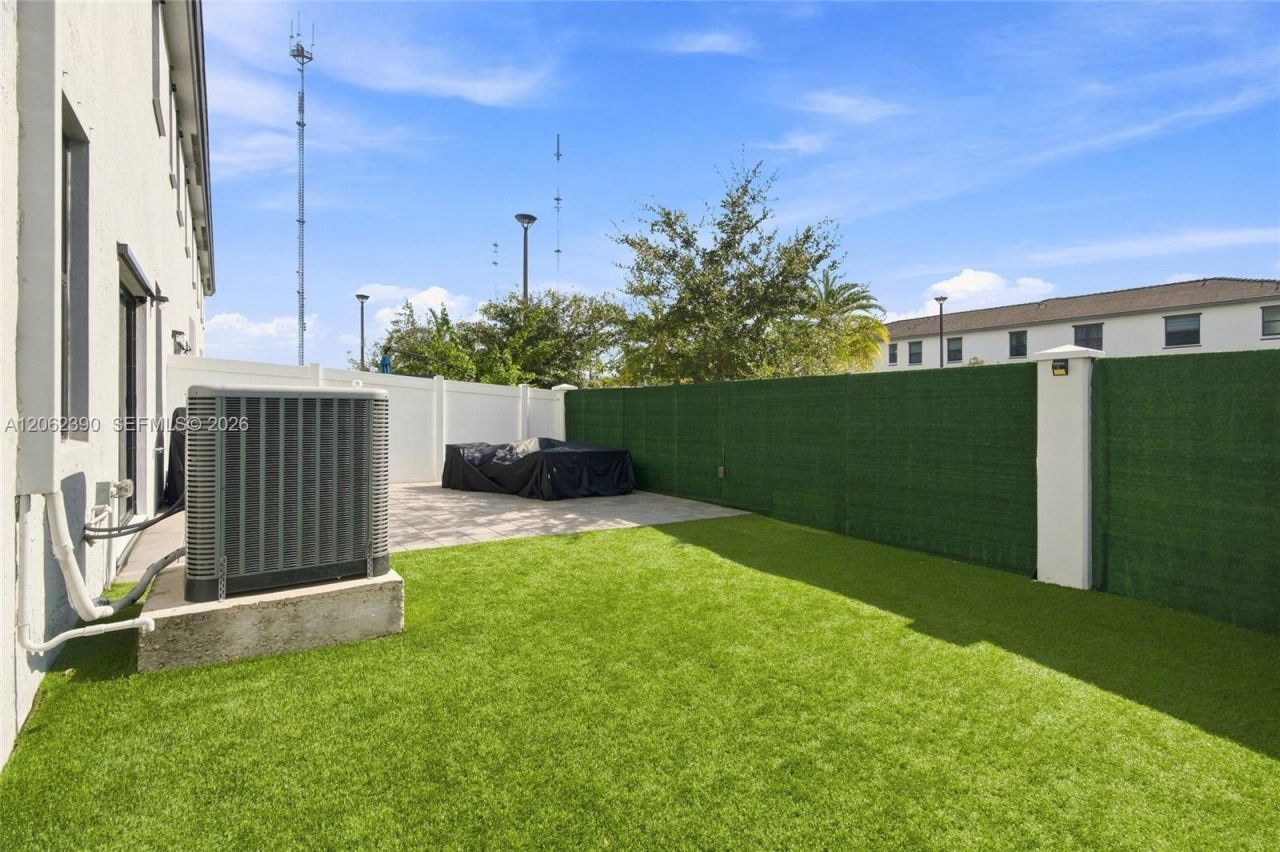 20369 NW 5th Ct, Unit 20369, Miami Gardens, FL 33169 Photo