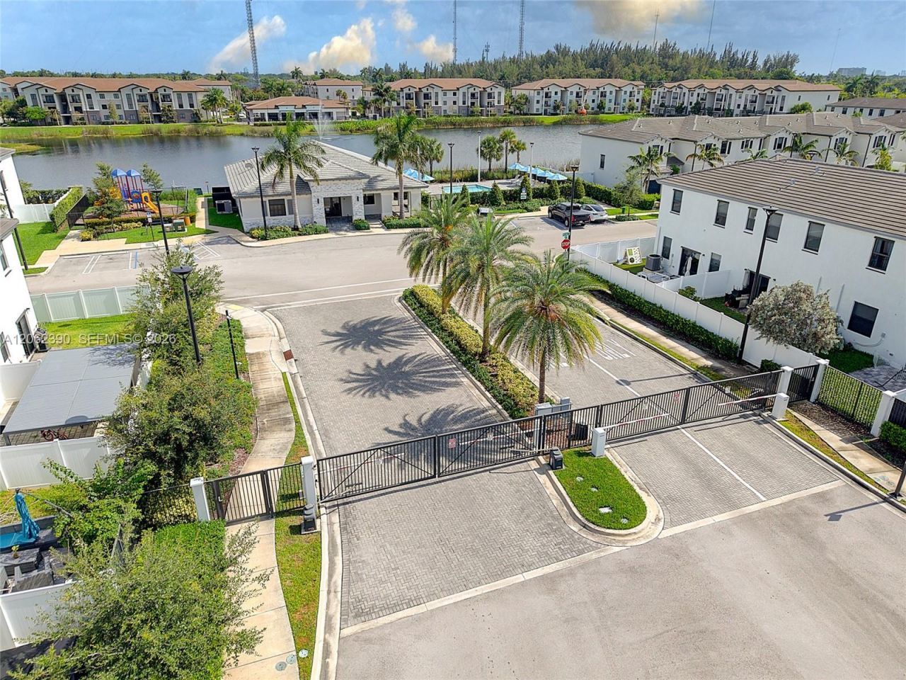 20369 NW 5th Ct, Unit 20369, Miami Gardens, FL 33169 Photo