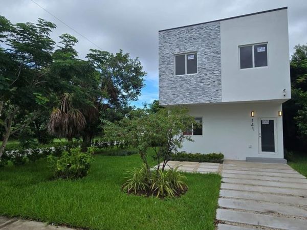 141 NW 11th St , Pompano Beach, FL 33060