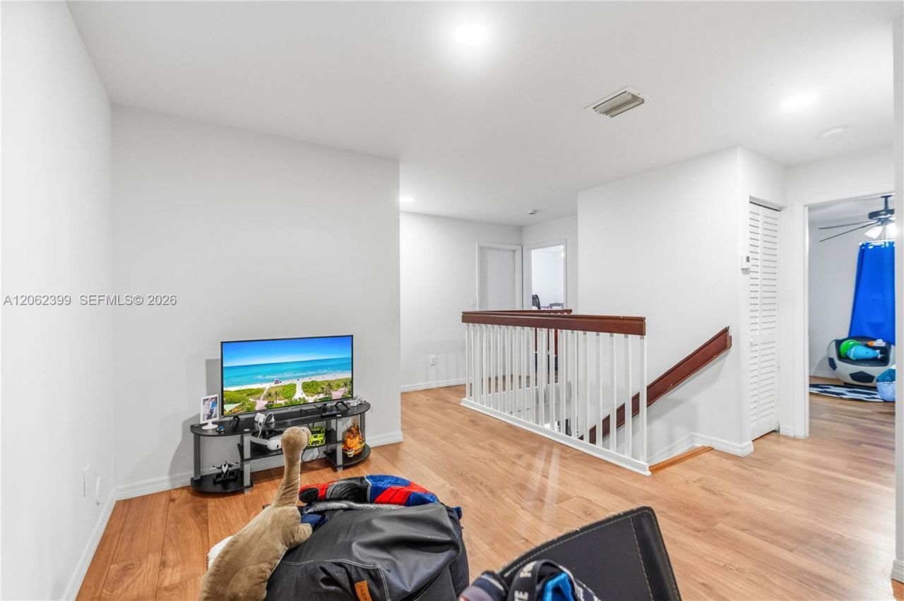 1844 SW 102nd Way , Miramar, FL 33025 Photo