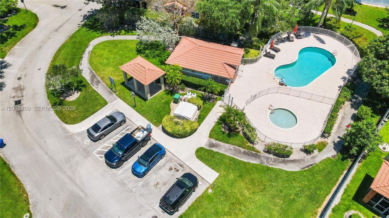 1844 SW 102nd Way , Miramar, FL 33025 Photo
