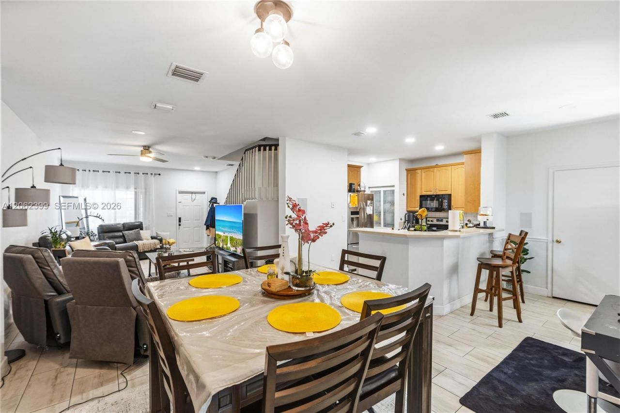 1844 SW 102nd Way , Miramar, FL 33025 Photo