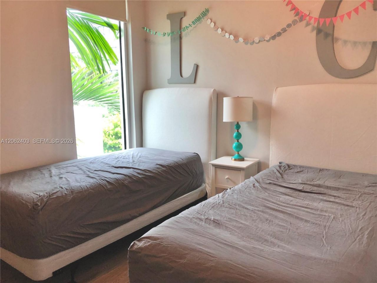 1700 Meridian Ave , Unit 303, Miami Beach, FL 33139 Photo