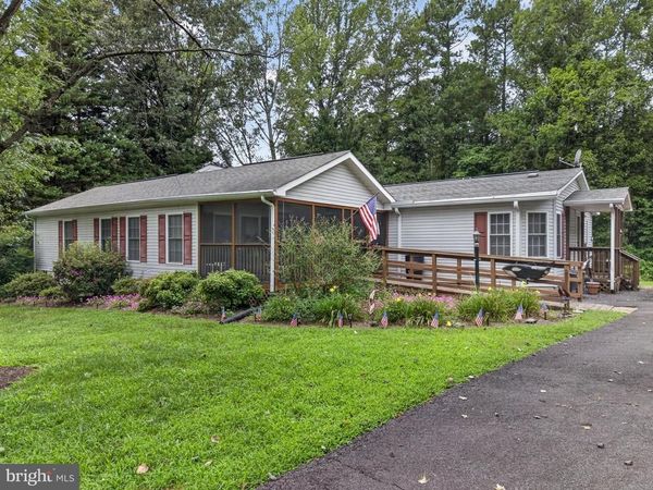 11400 PINEY FOREST, BUMPASS, VA 23024