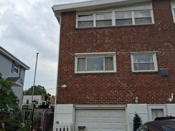 145 CRUM CREEK DRIVE, WOODLYN, PA 19094
