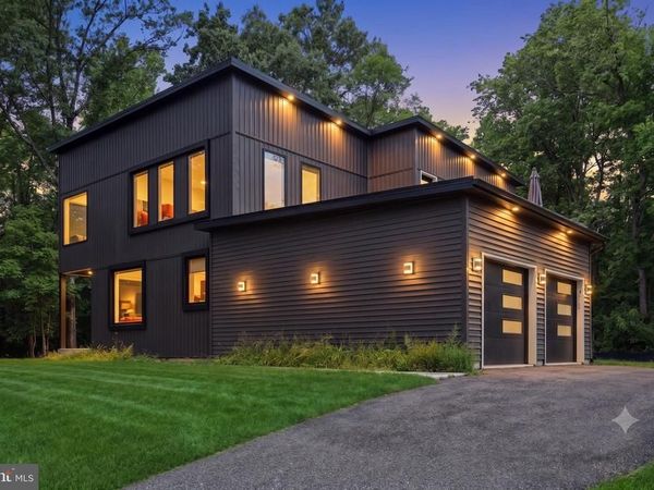 3249 ARUNDEL ON THE BAY ROAD, ANNAPOLIS, MD 21403