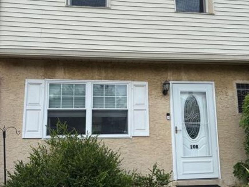 515 N York Road, Unit 10-B, Willow Grove, PA 19090 Main Photo