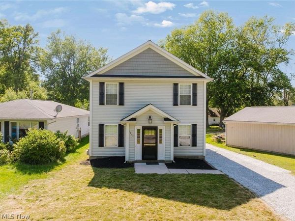 1450 Parkview Drive , Madison, OH 44057