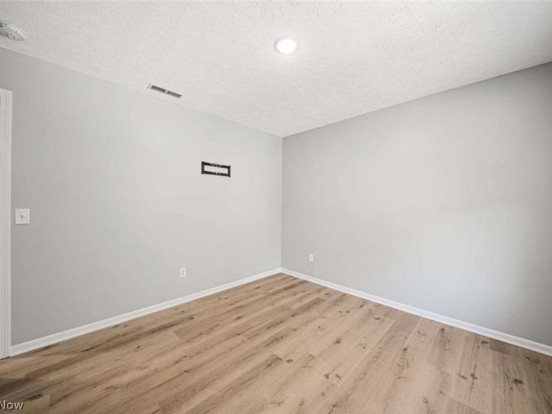 1450 Parkview Drive, Madison, OH 44057 Photo 16
