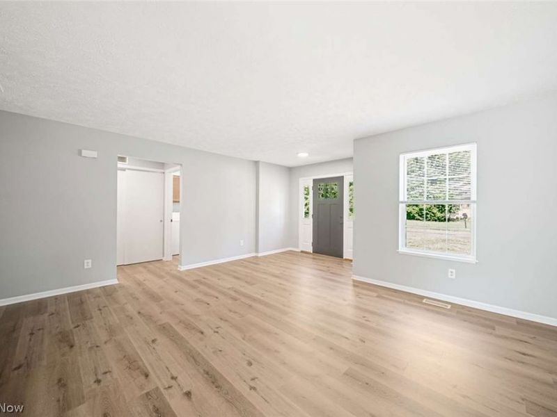 1450 Parkview Drive, Madison, OH 44057 Photo 3