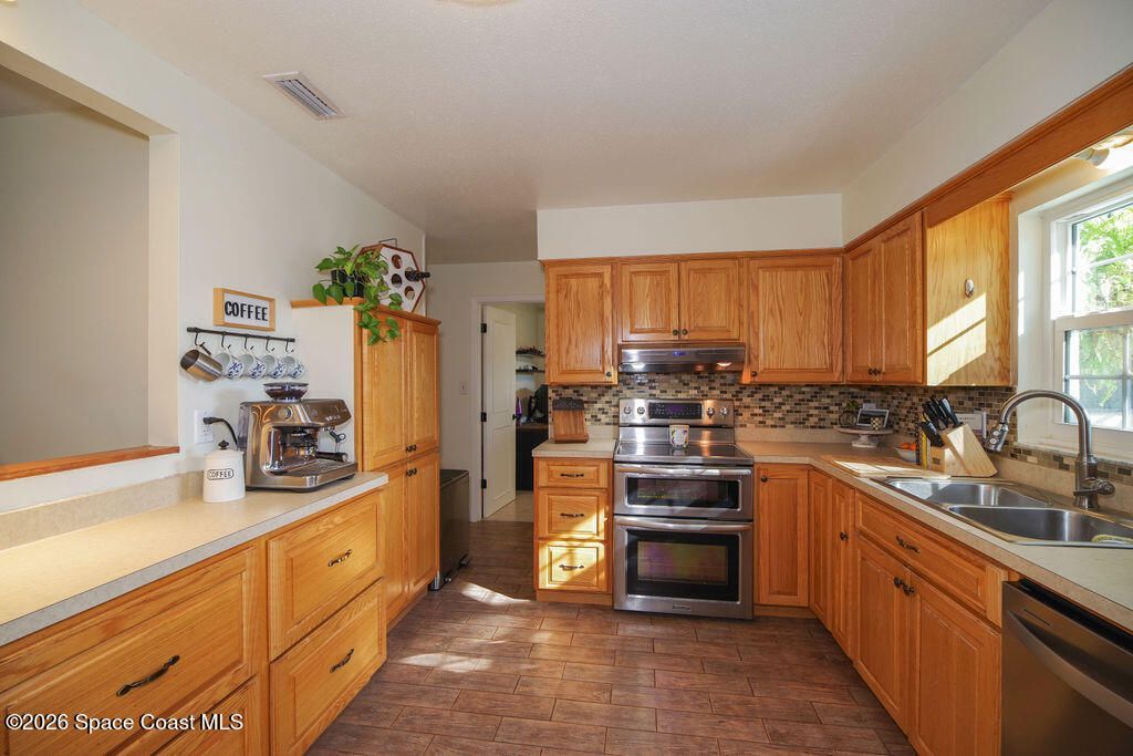 960 Kings Post Road, Rockledge, FL 32955 Photo