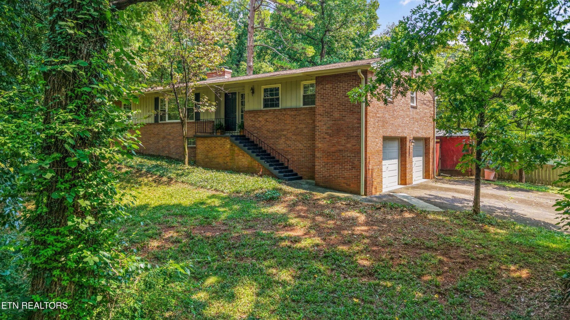 5712 Pinellas Drive, Knoxville, TN 37919 Main Photo