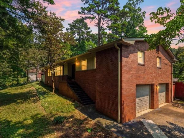 5712 Pinellas Drive, Knoxville, TN 37919