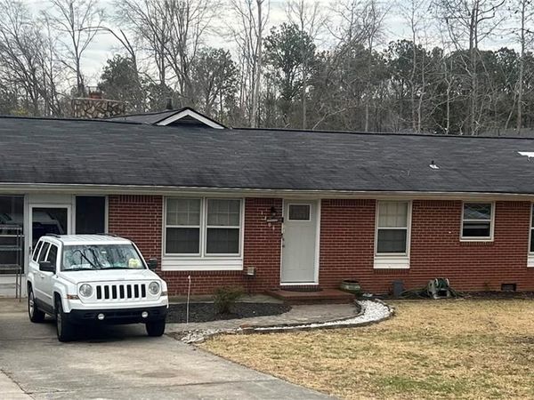 1406 Canterbury Road , Griffin, GA 30223