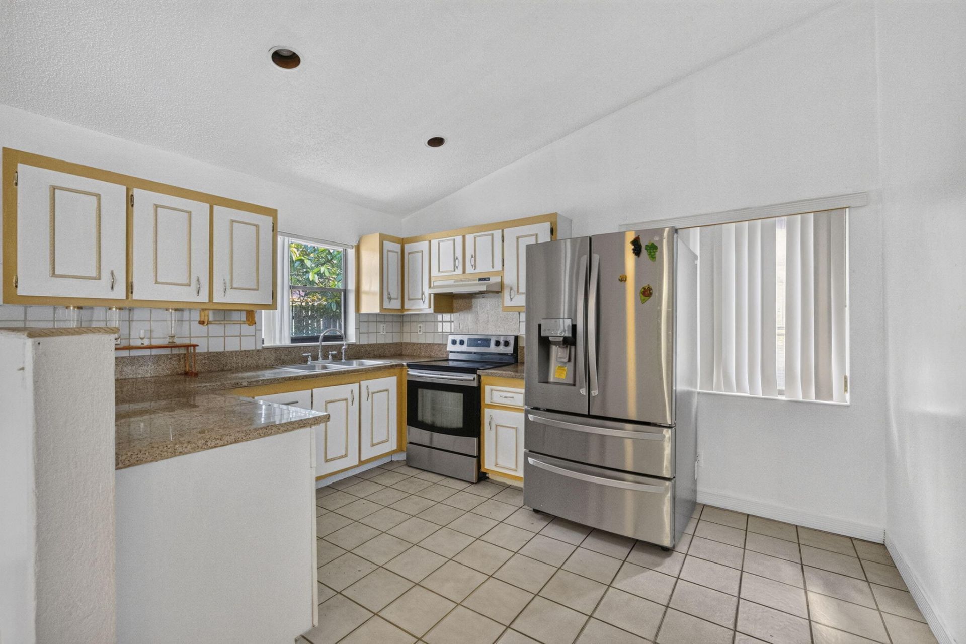 7513 SW 7th Street, North Lauderdale, FL 33068 Photo