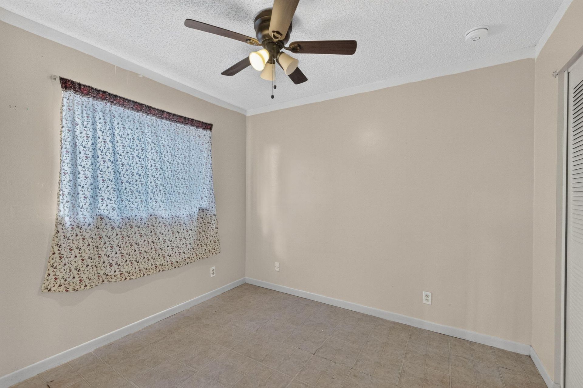 7513 SW 7th Street, North Lauderdale, FL 33068 Photo