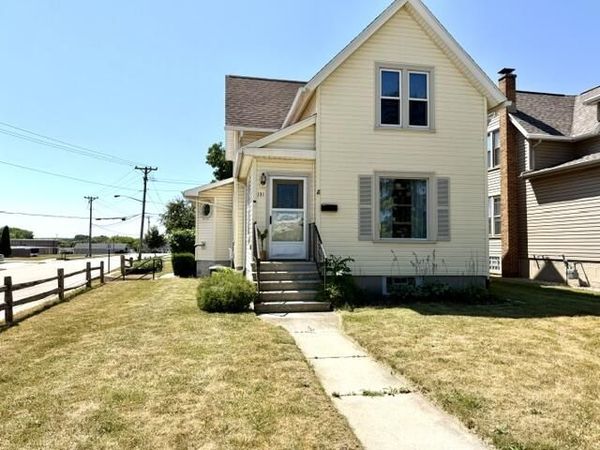 131 Reed St, Plymouth, WI 53073