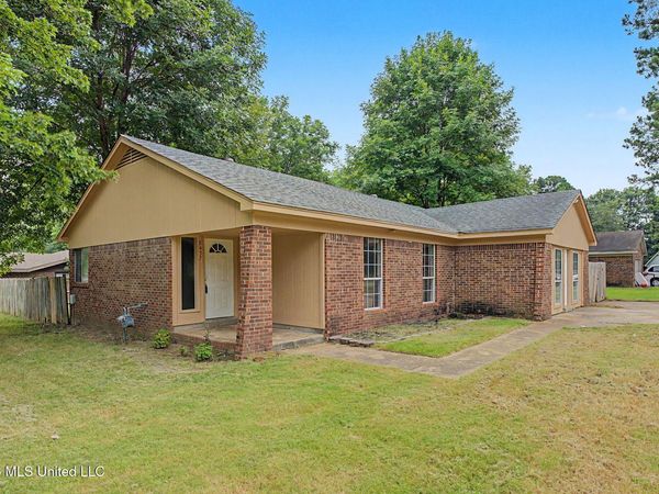 8432 Southernwood Cove, Southaven, MS 38671