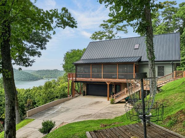 150 Dakota Ln, Smithville, TN 37166