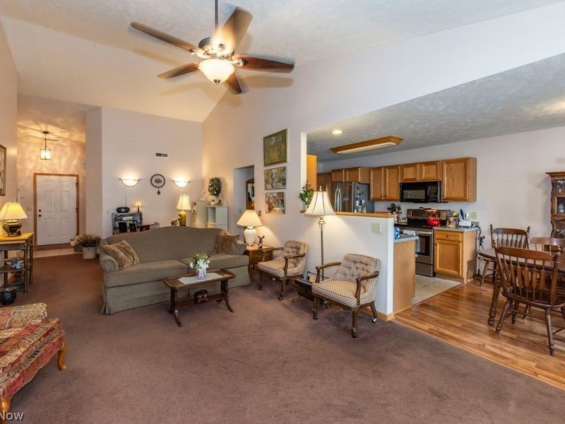 3069 Somerset Drive , Lakemore, OH 44312 Photo 12