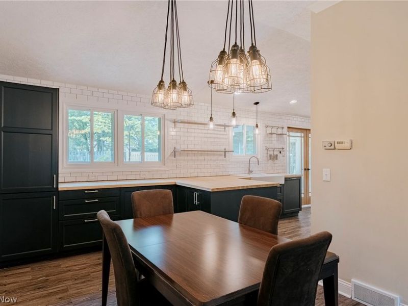 24875 Westwood Road , Westlake, OH 44145 Photo 7