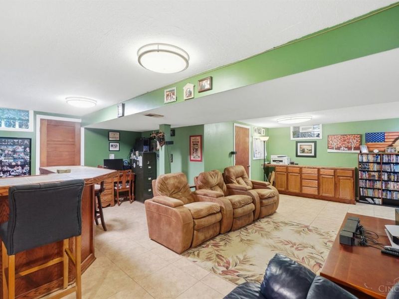 4486 Pinecroft Drive, Green Township, OH 45211 Photo 25