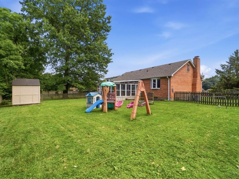 4486 Pinecroft Drive, Green Township, OH 45211 Photo 35
