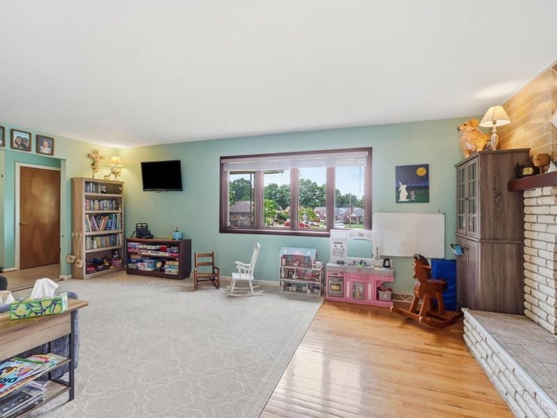 4486 Pinecroft Drive, Green Township, OH 45211 Photo 6