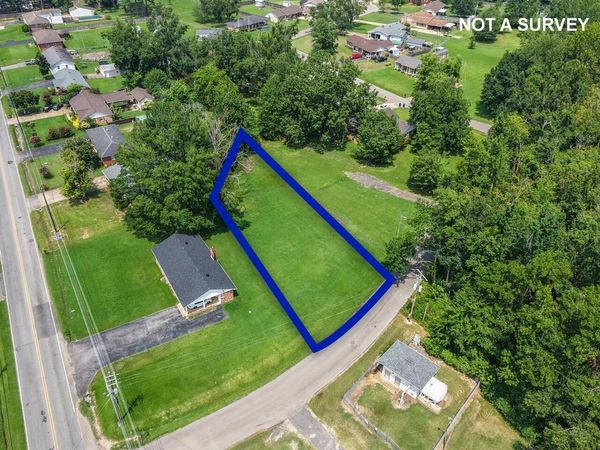 Brentwood Dr., Corinth, MS 38834