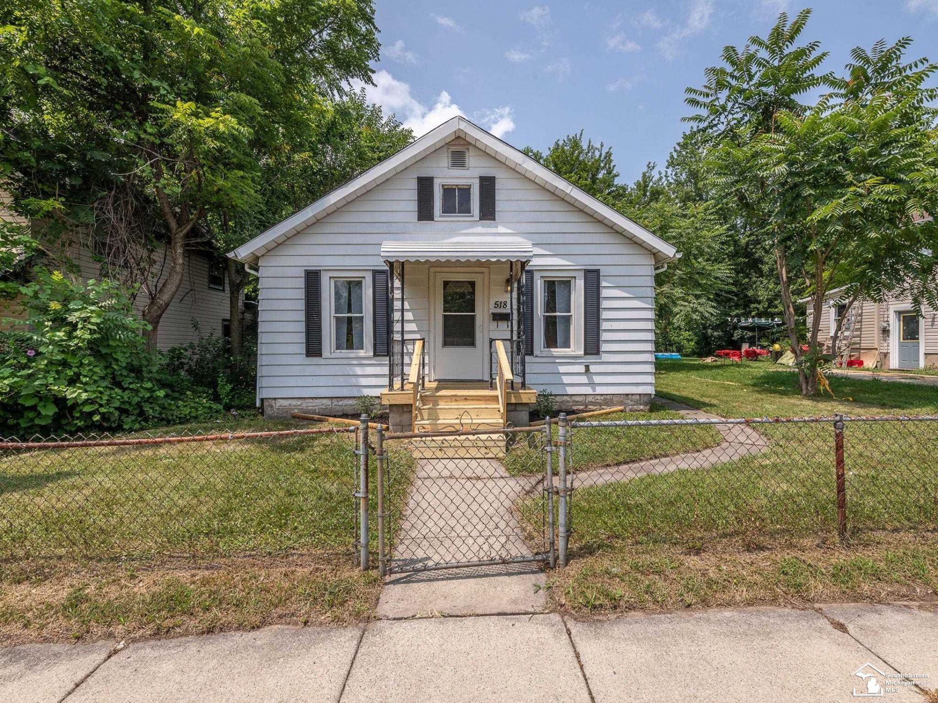 518 Eastchester Street, Monroe, MI 48161 Main Photo