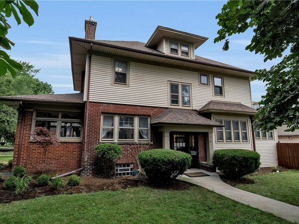127 University Avenue , Buffalo, NY 14214