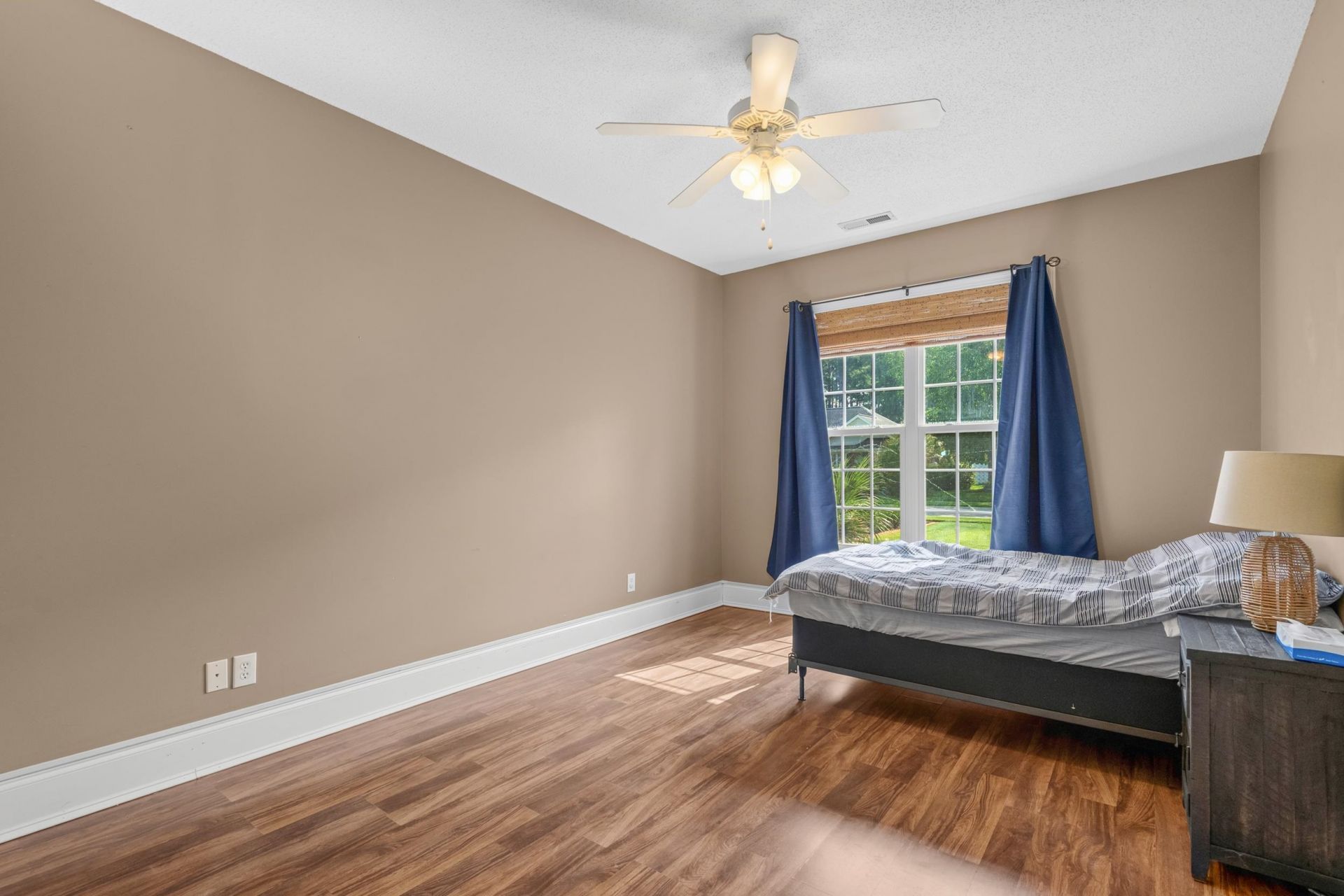 2452 Covington Dr.  Photo 22