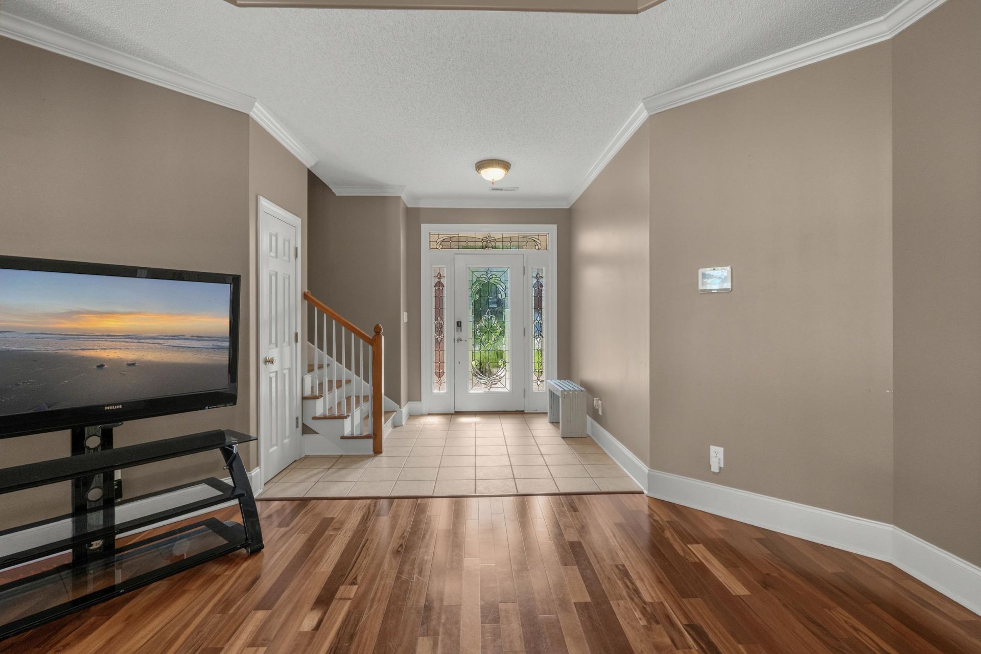 2452 Covington Dr.  Photo 5